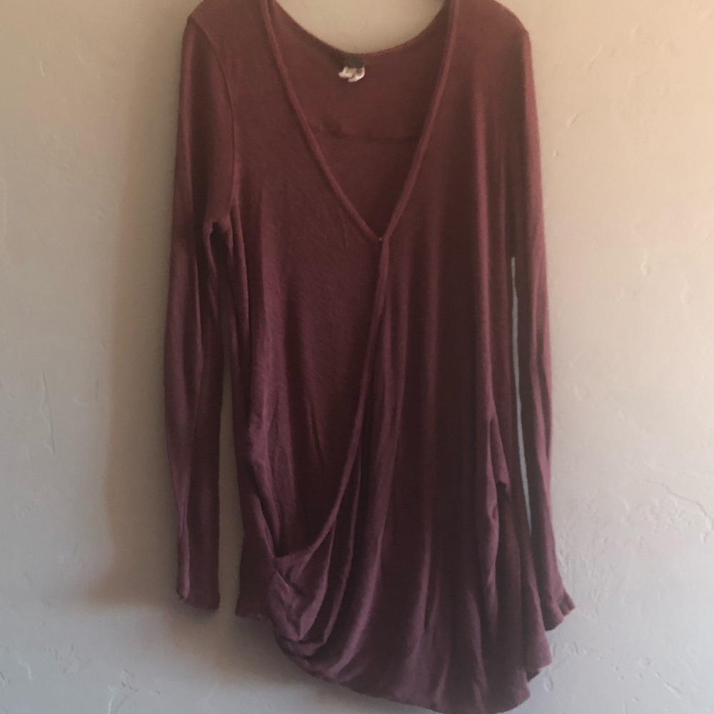 Free People sz Lg Crossover Sweater Maroon/Mauve